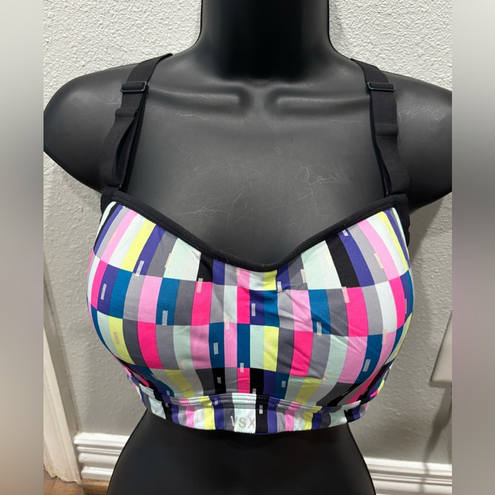 New with out tag on)VSX Sport bra colorful size (36-D)